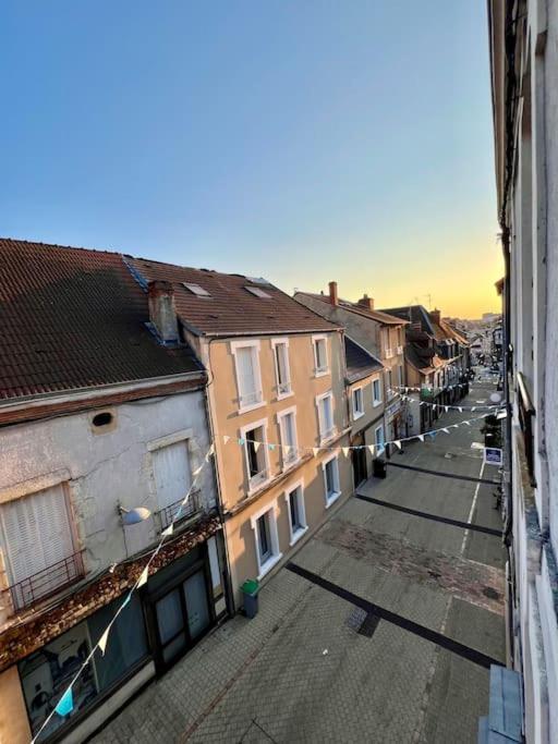 Oasis En Centre-Ville Vierzon Eksteriør bilde